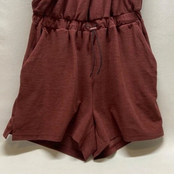 Old Navy Active Jumper Women's Small Maroon Sleeveless Breathe On V-Neck Top EUC - Picture 4 of 10